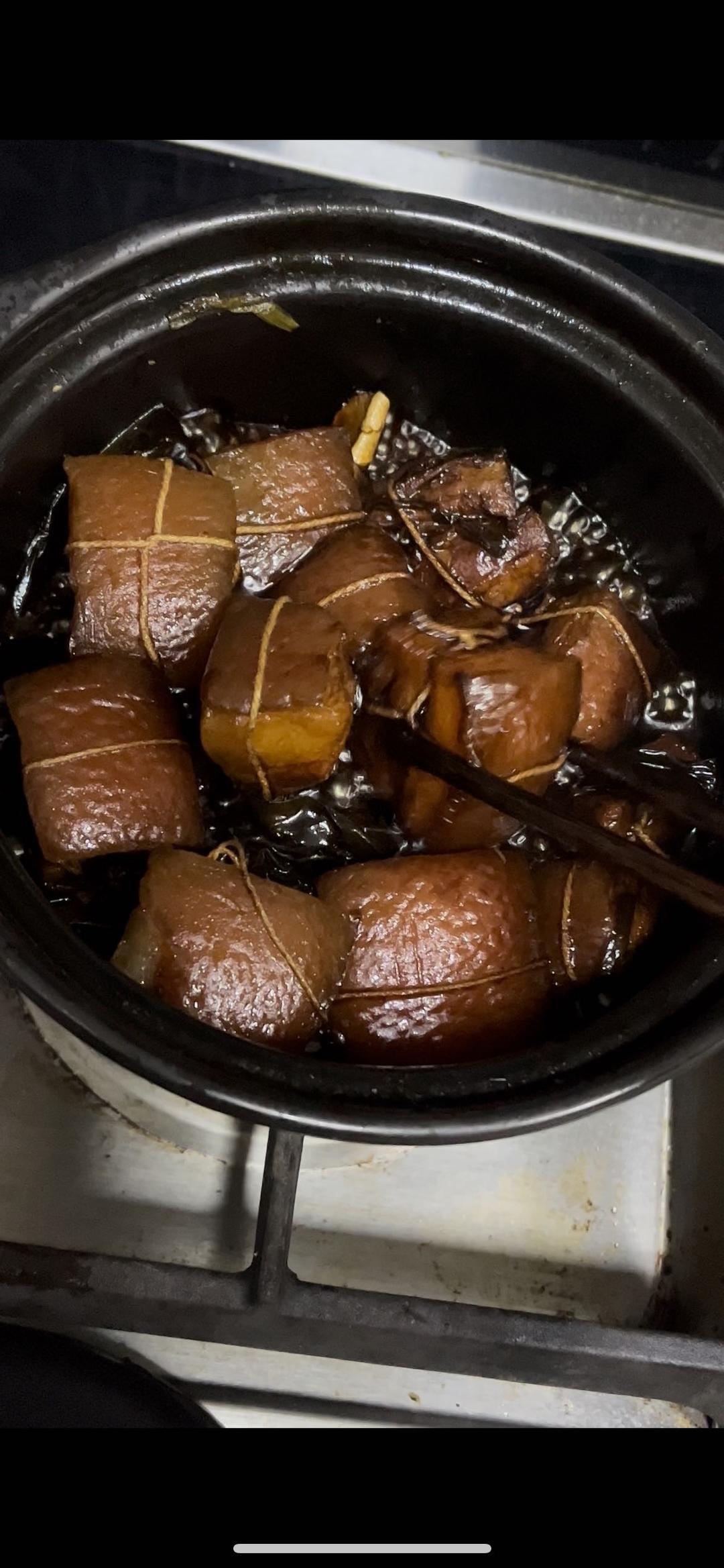 【东坡肉】