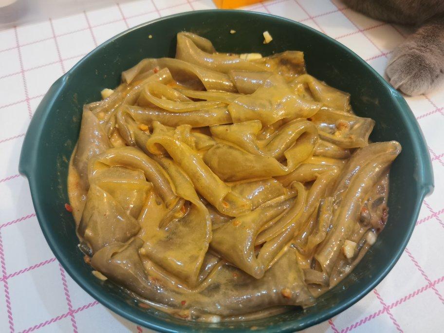 麻酱流汁宽粉