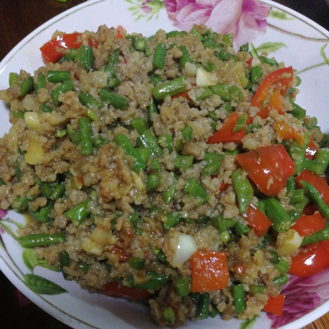肉沫豆角下饭菜
