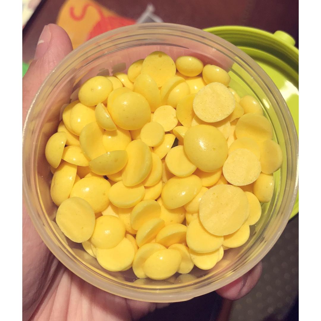入口即化的无添加蛋黄溶豆