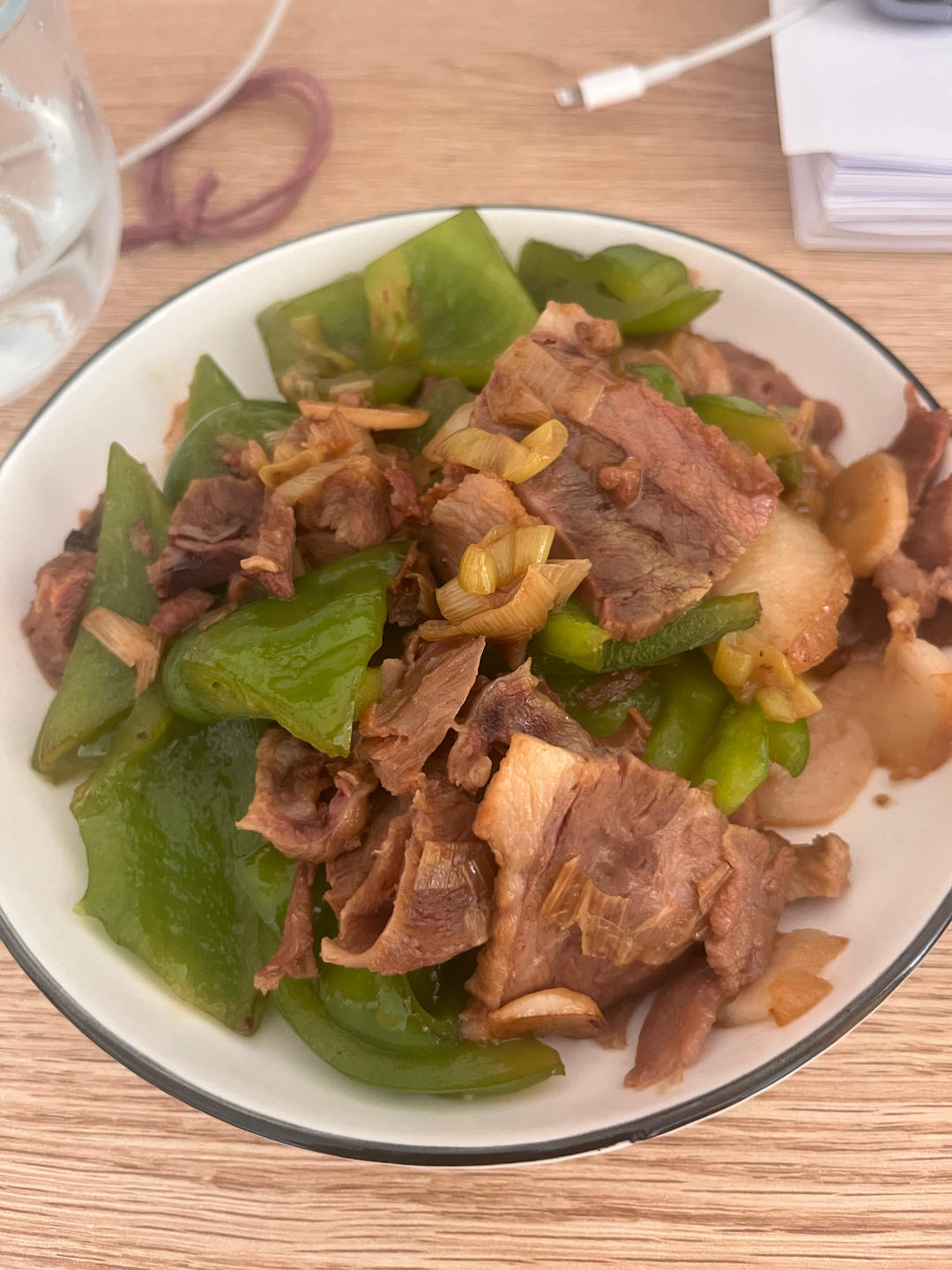 青椒炒猪头肉