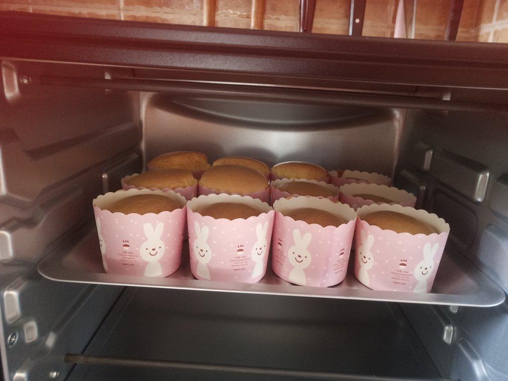 纸杯蛋糕 8寸戚风蛋糕的量