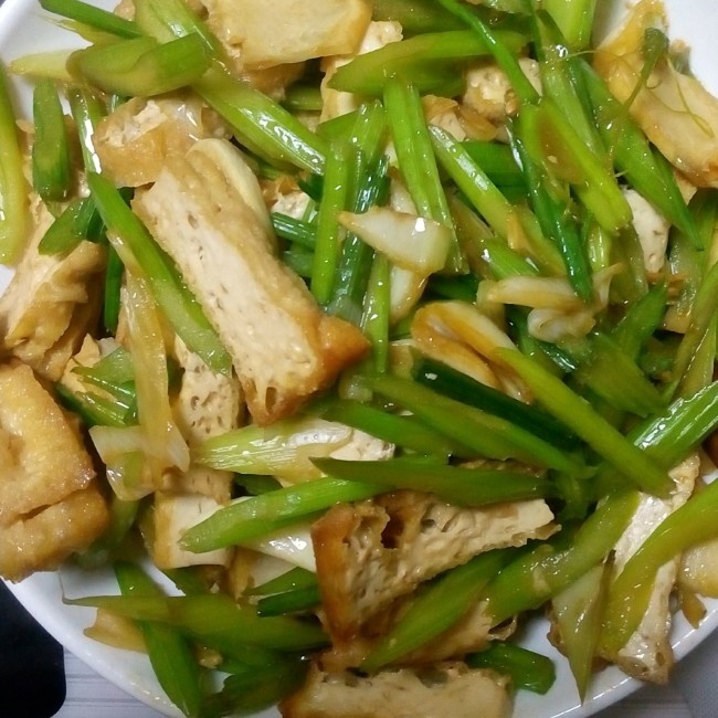 芹菜豆腐干炒肉丝