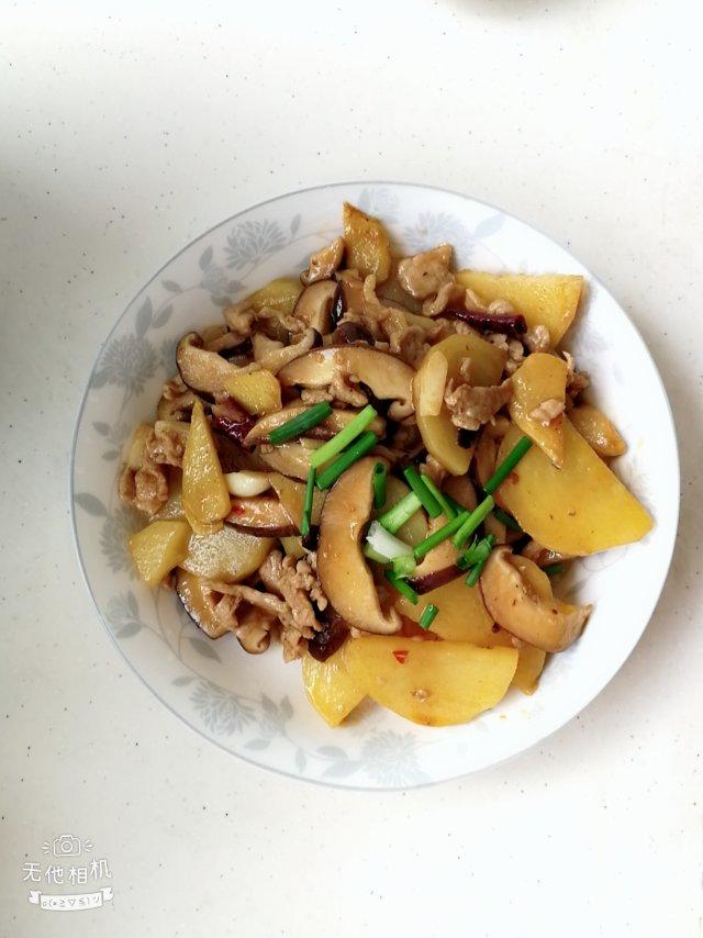干锅土豆片