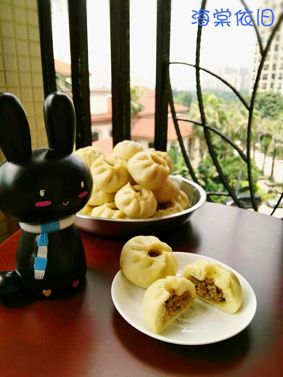 玉米面莲藕鲜肉包的做法