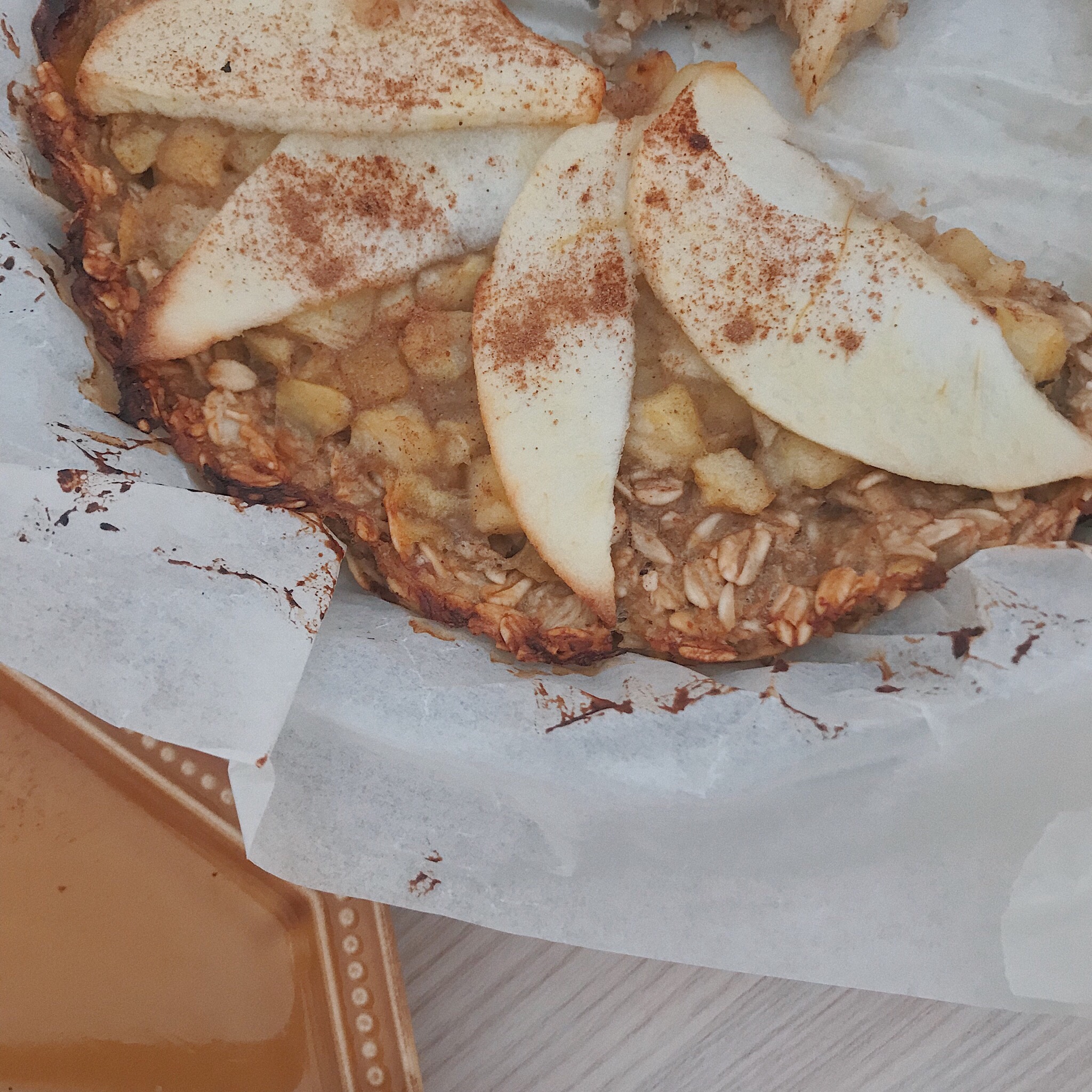 4种原料无油无糖无面粉苹果派（Cinnamon Apple Pie with Oats）的做法