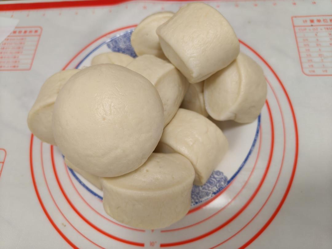 新手做馒头也能100%成功——附上非常详细的视频步骤（一次发酵法）