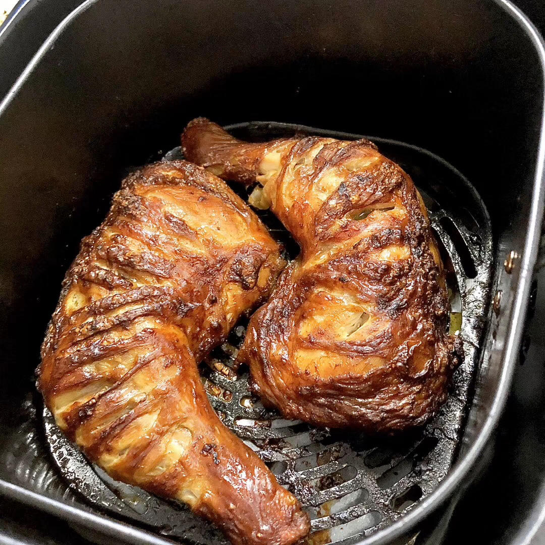 焦香鸡腿（可蒜香，可黑椒，奥尔良也随便造）