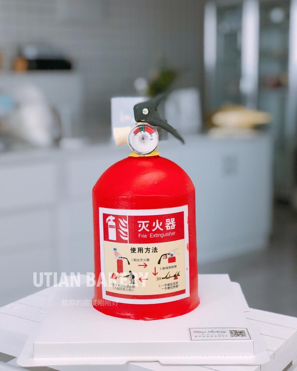 基础戚风（好记、适合奶油抹面、裱花的蛋糕体）