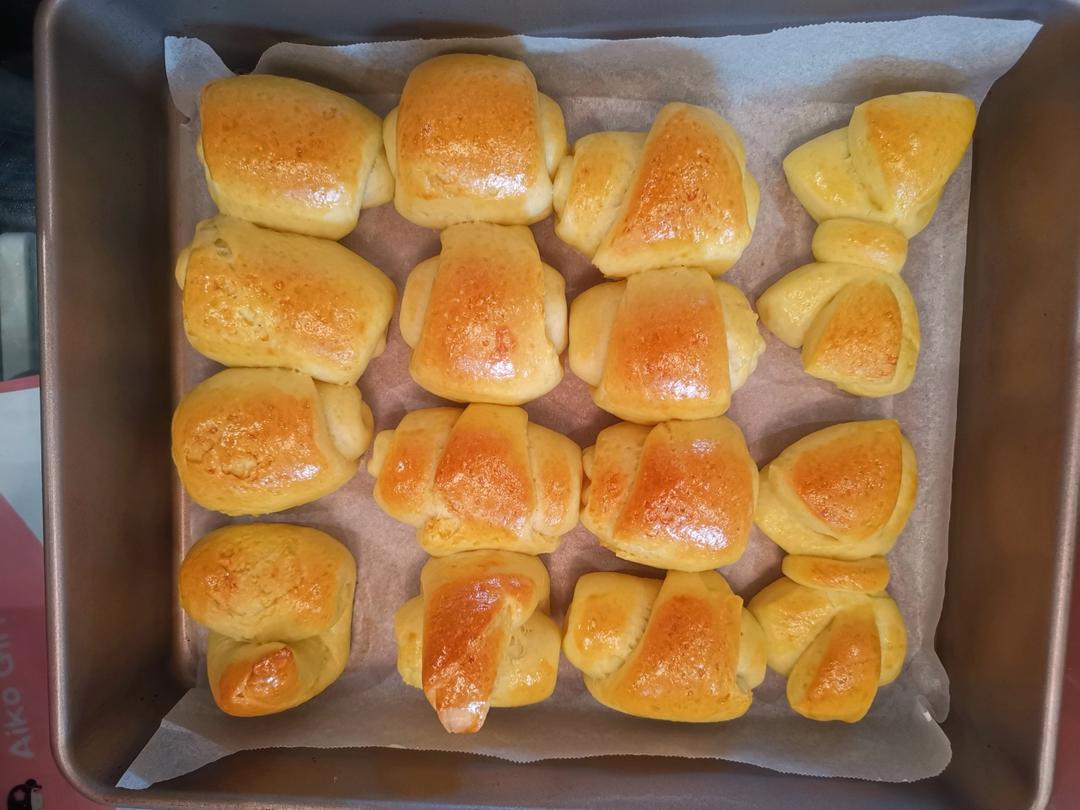 超软牛奶餐包，此配方超软不甜易出膜，放一礼拜不变硬