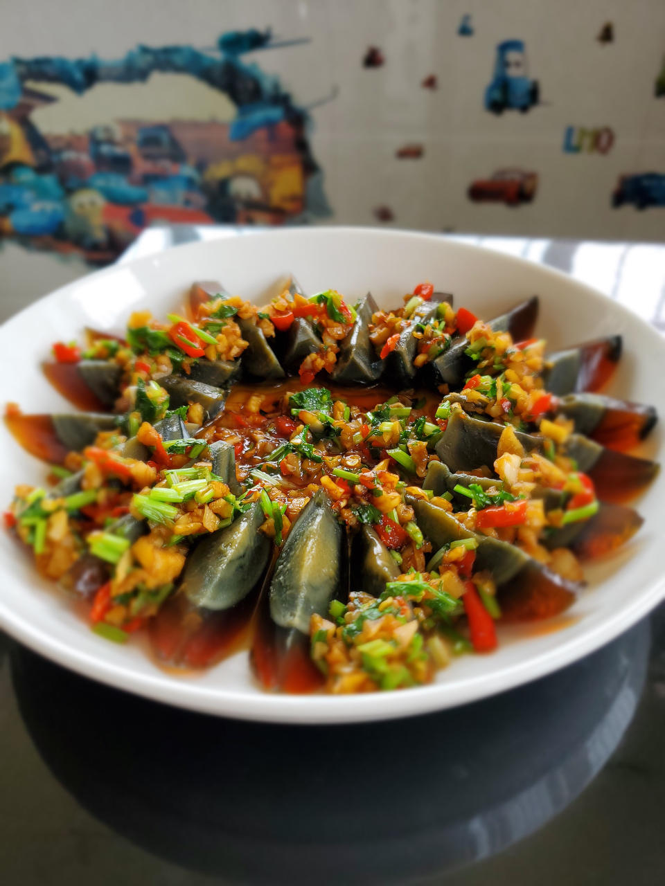 简单、快手、美味、下饭。凉拌皮蛋