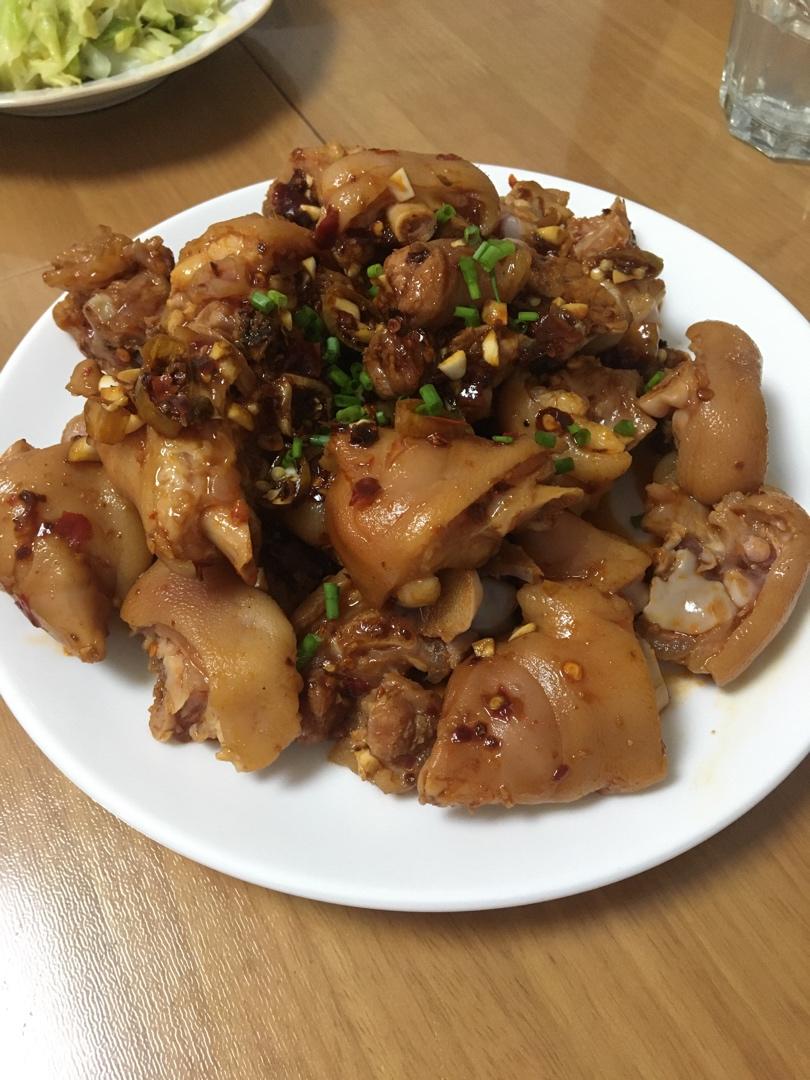 跟黄小厨学的黄酒焖猪蹄，真的超级好吃