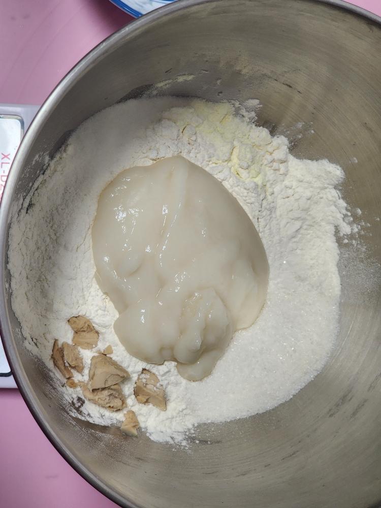 纯奶手撕吐司的做法 步骤1