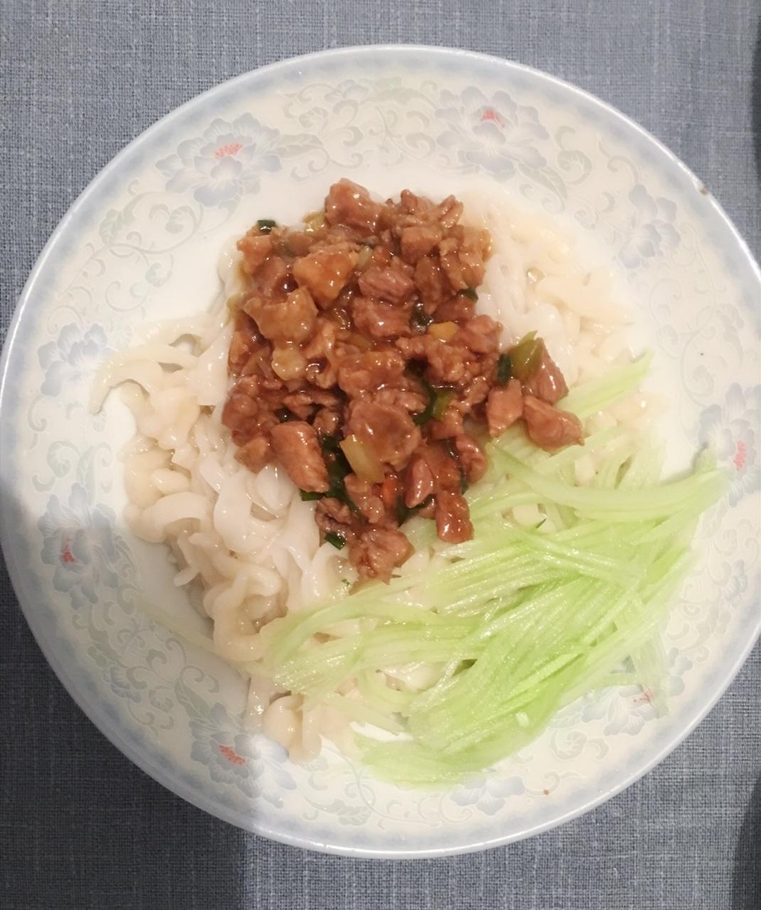 炸酱面