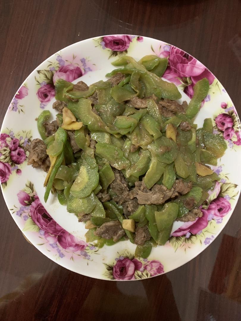 耗油苦瓜炒牛肉