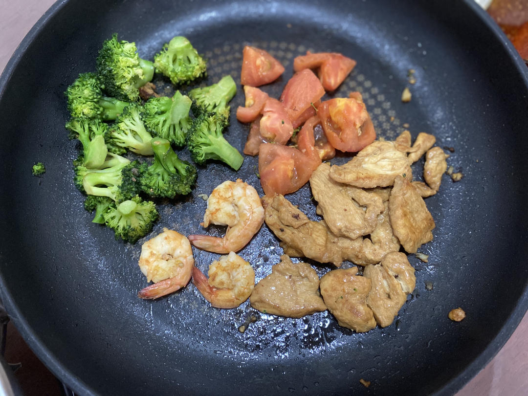 蚝油煎鸡胸肉（真的只要腌了就炒鸡嫩！（新增微波式
