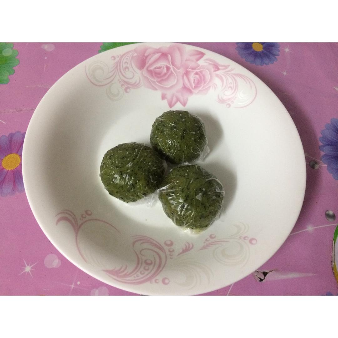 清明青团