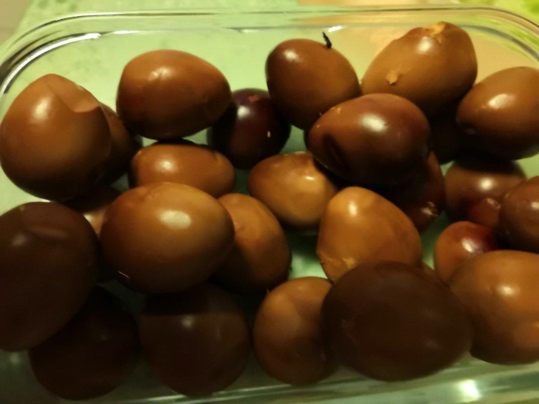 熏卤鹌鹑蛋