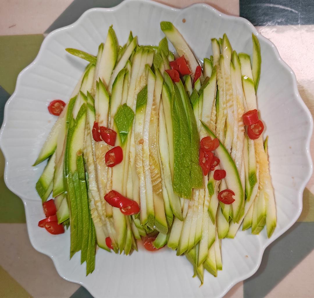 美味蒸菜--清蒸西葫芦