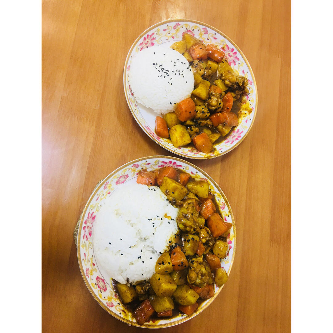 咖喱鸡腿配胡萝卜土豆