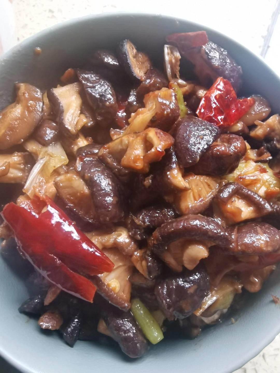 素炸酱面