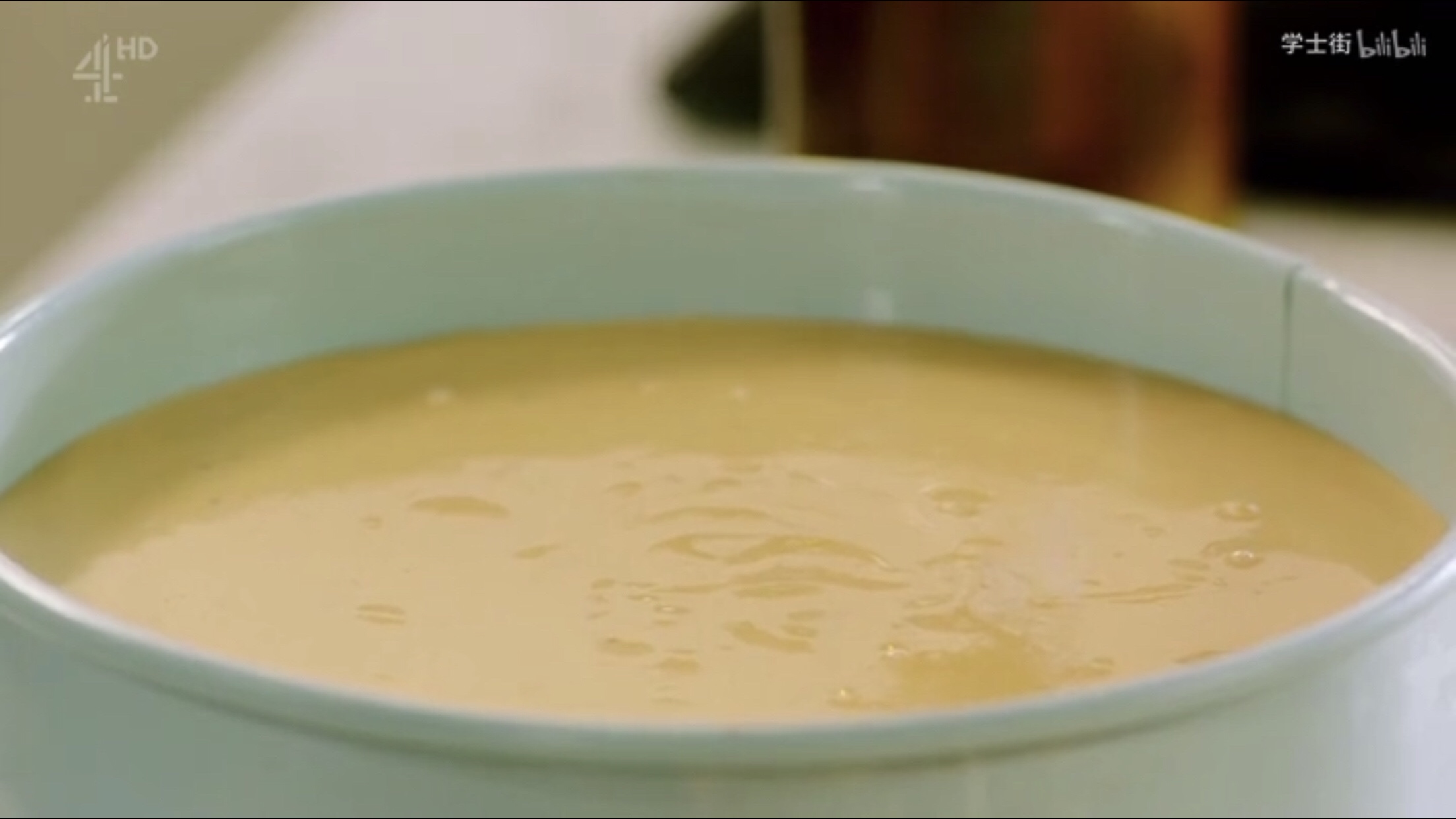 [Jamie Oliver]冷冻香蕉太妃奶酪蛋糕Frozen Banoffee Cheesecake的做法 步骤13