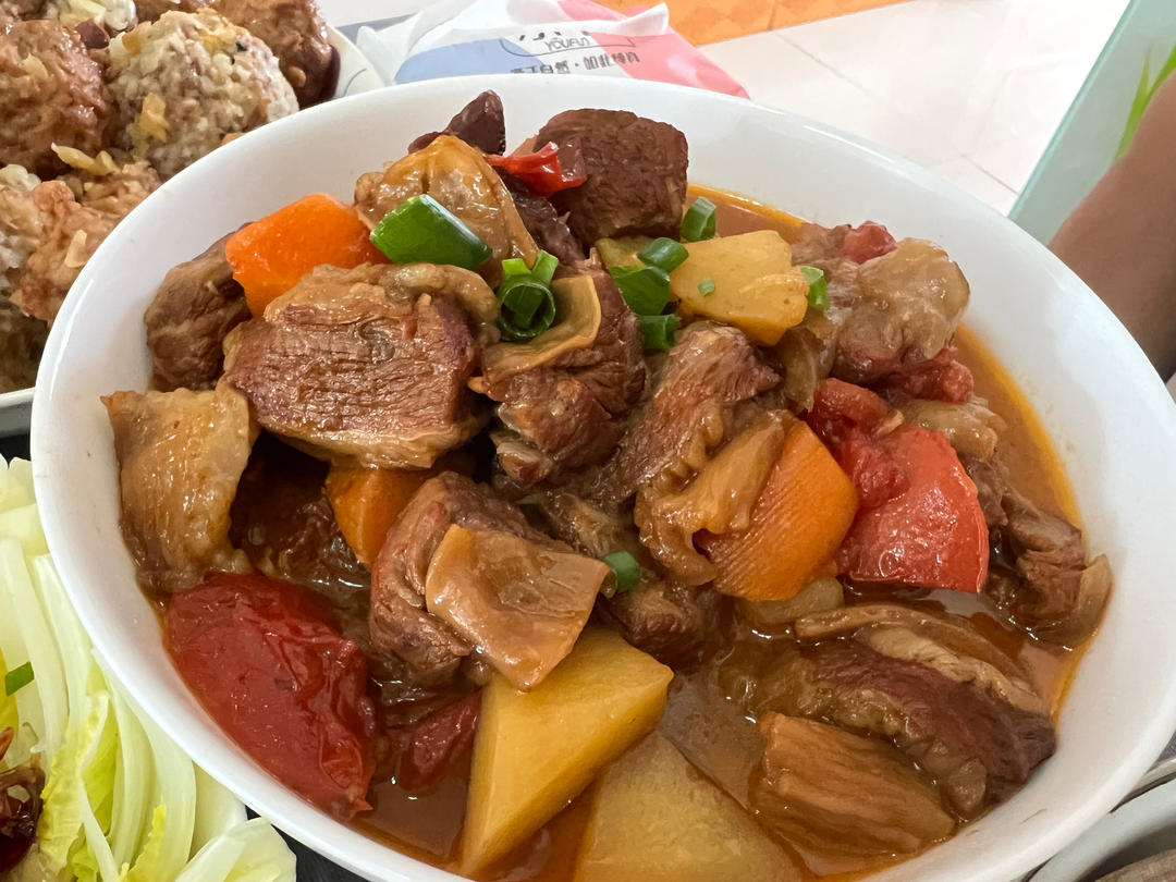 番茄土豆炖牛腩