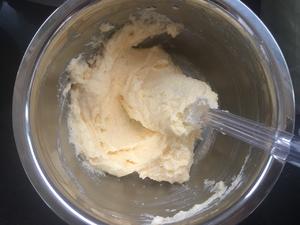肉桂奶酪糖霜🎃南瓜杯子蛋糕的做法 步骤3