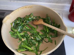 韭菜虾皮豆腐的做法 步骤9