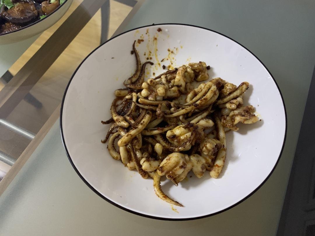 香辣鱿鱼须 赛过铁板的味道