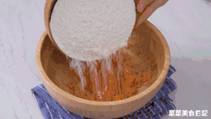 潮汕小吃【红糖肚脐饼】，香甜酥脆的做法 步骤5