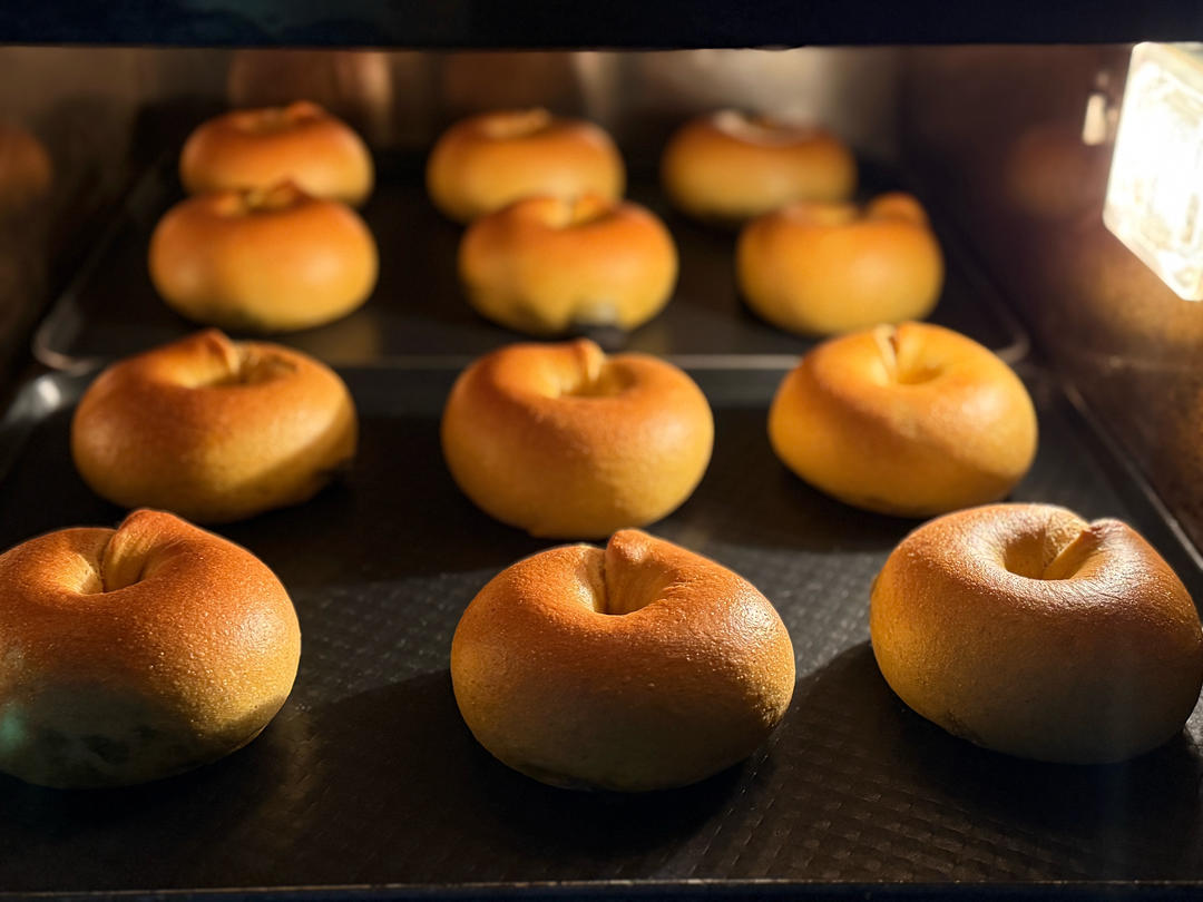 低卡饱腹，超简单但超~好吃的无油糖南瓜全麦贝果