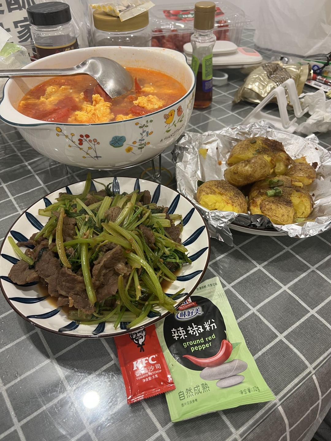 下饭神器又来了，试试这道芹菜炒牛肉！！