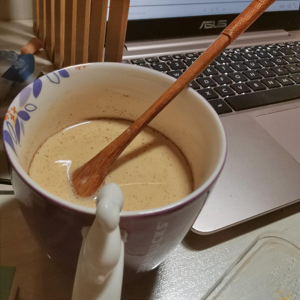 百利甜肉桂奶茶