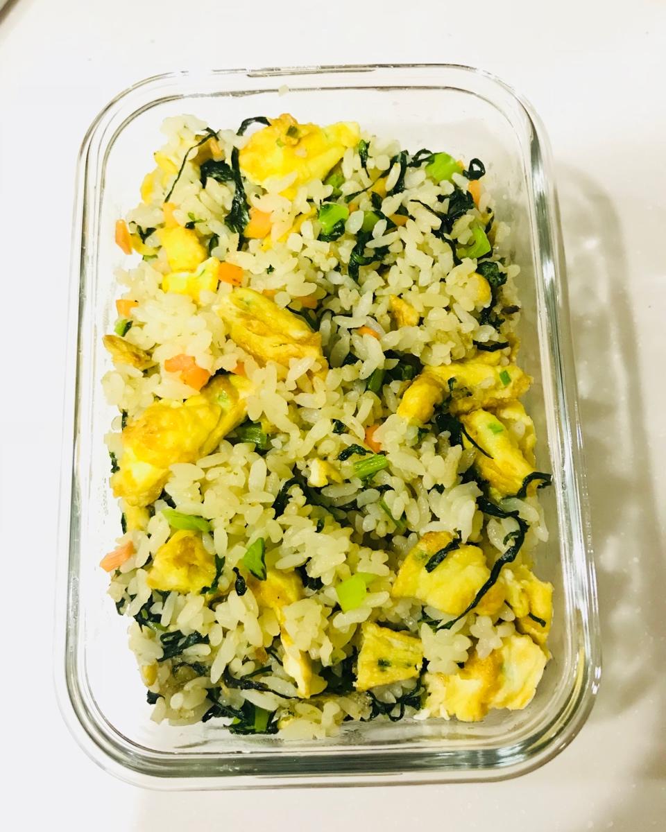 素菜闷饭