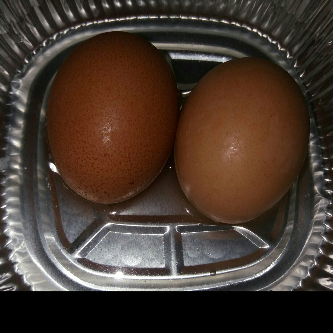不用焗爐der鹽焗雞蛋的做法 步骤1