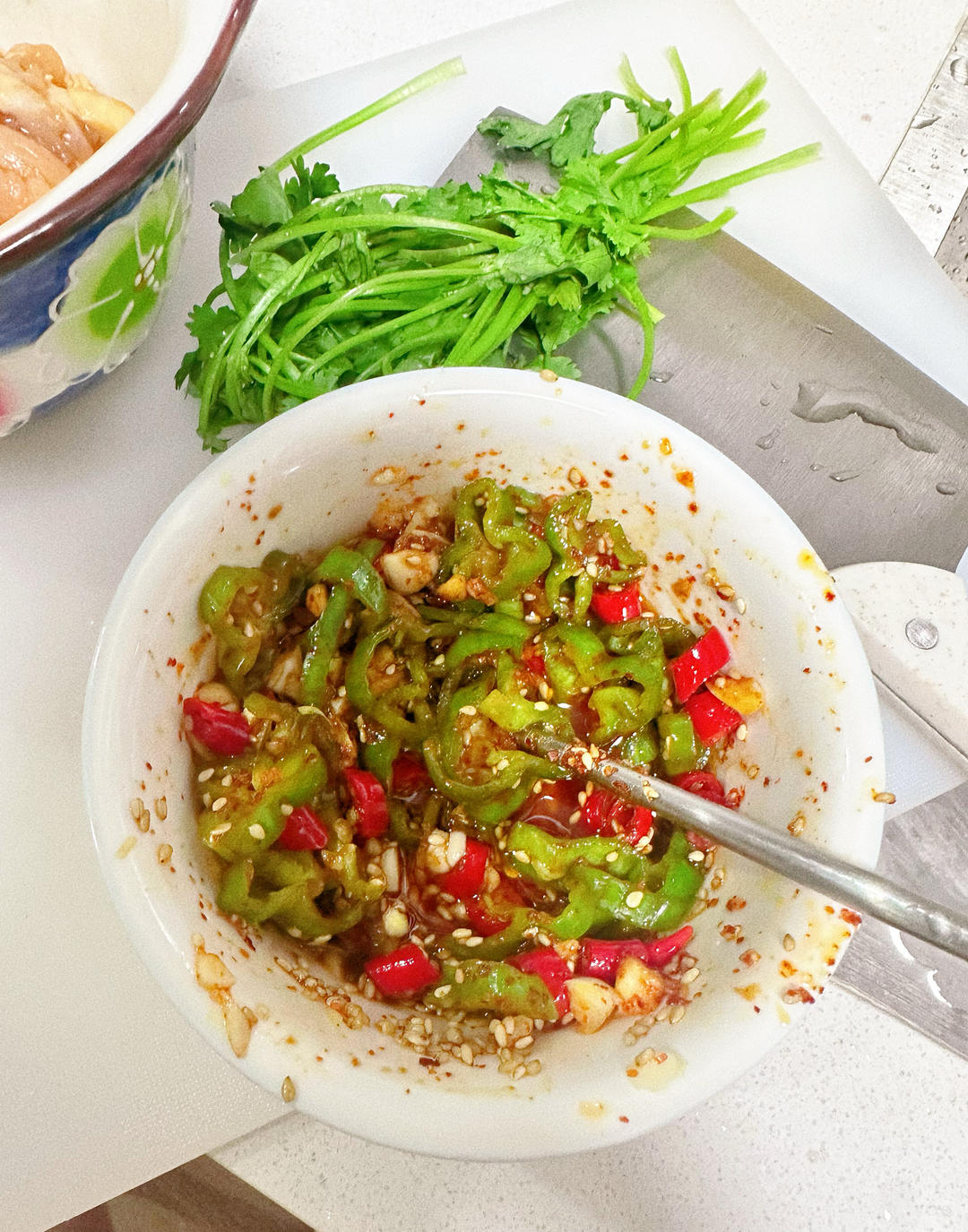 鸡胸肉这样做分分钟光盘！香辣过瘾超下饭