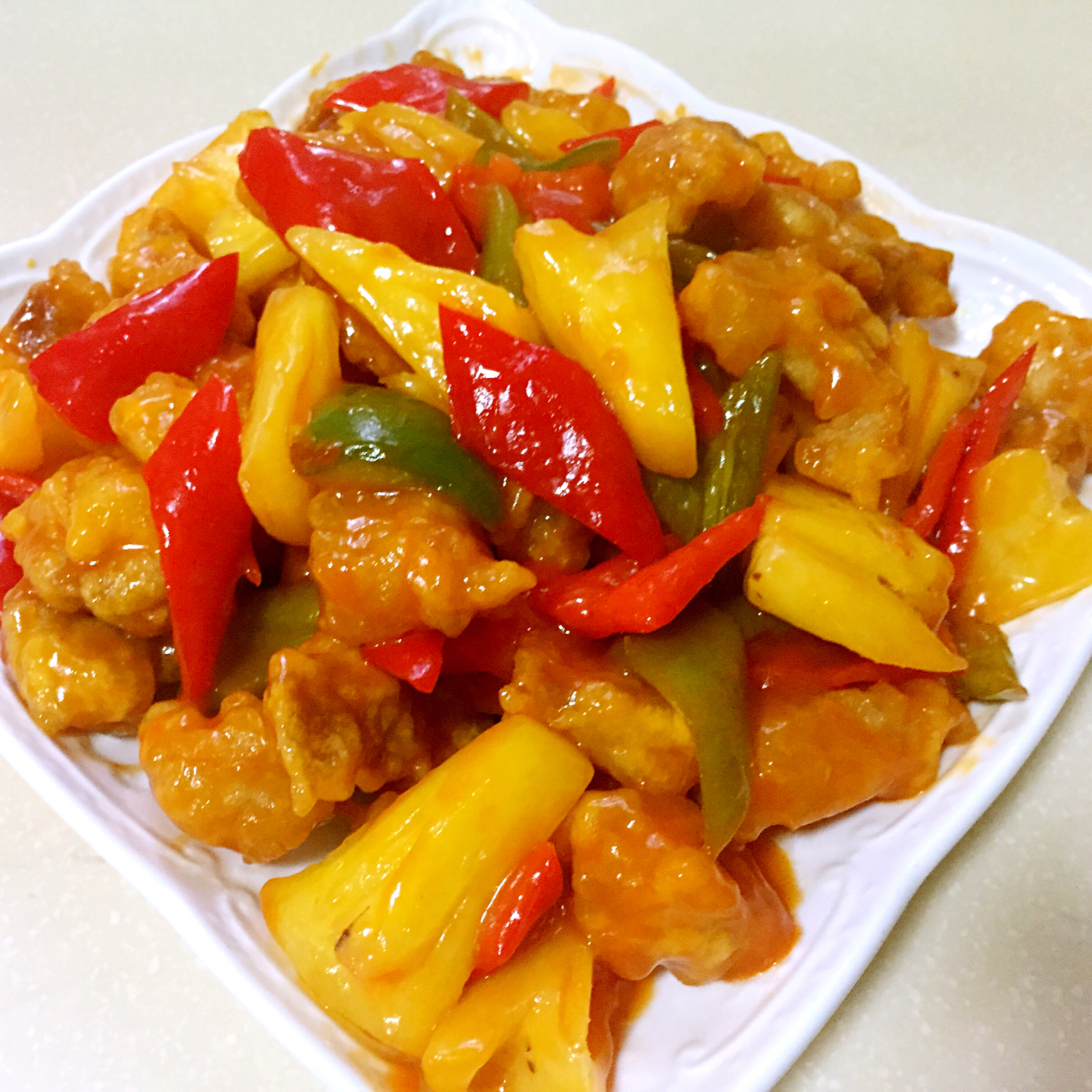 黑鱼妈妈做的菠萝咕噜肉
