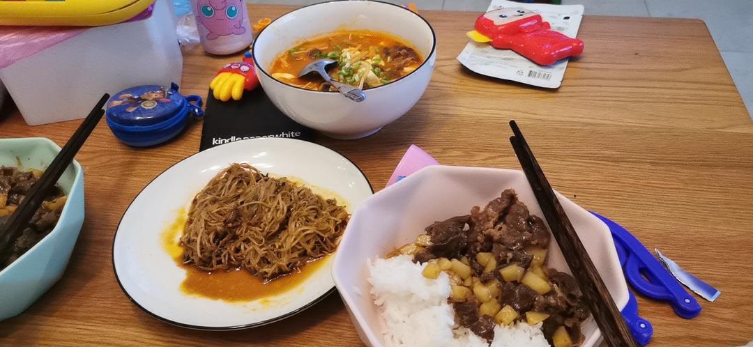 好吃到舔碗底的土豆肥牛拌饭