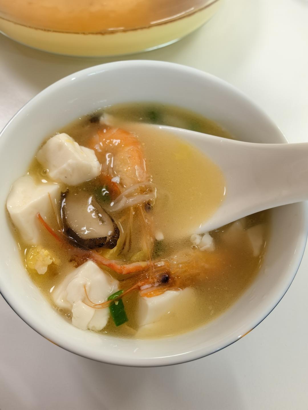 娃娃菜豆腐三鲜汤