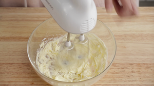 《Tinrry+》奶黄流心月饼（不用转化糖浆）的做法 步骤10