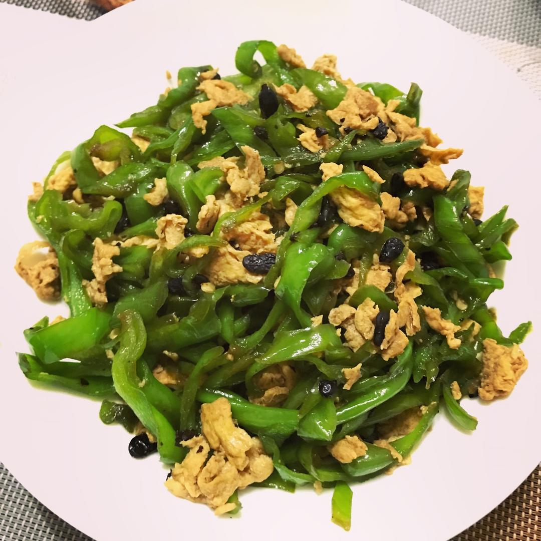 快手菜1:青椒炒鸡蛋