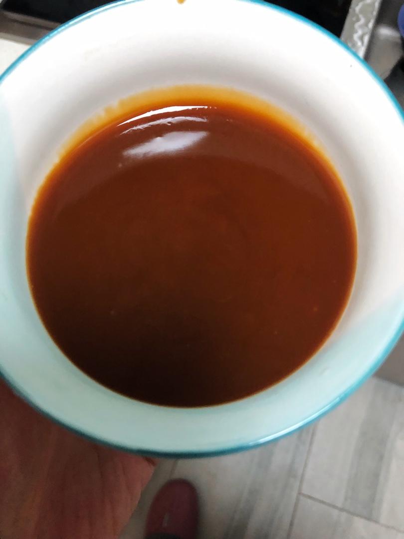 简单又方便的秘制煎饼果子甜面酱