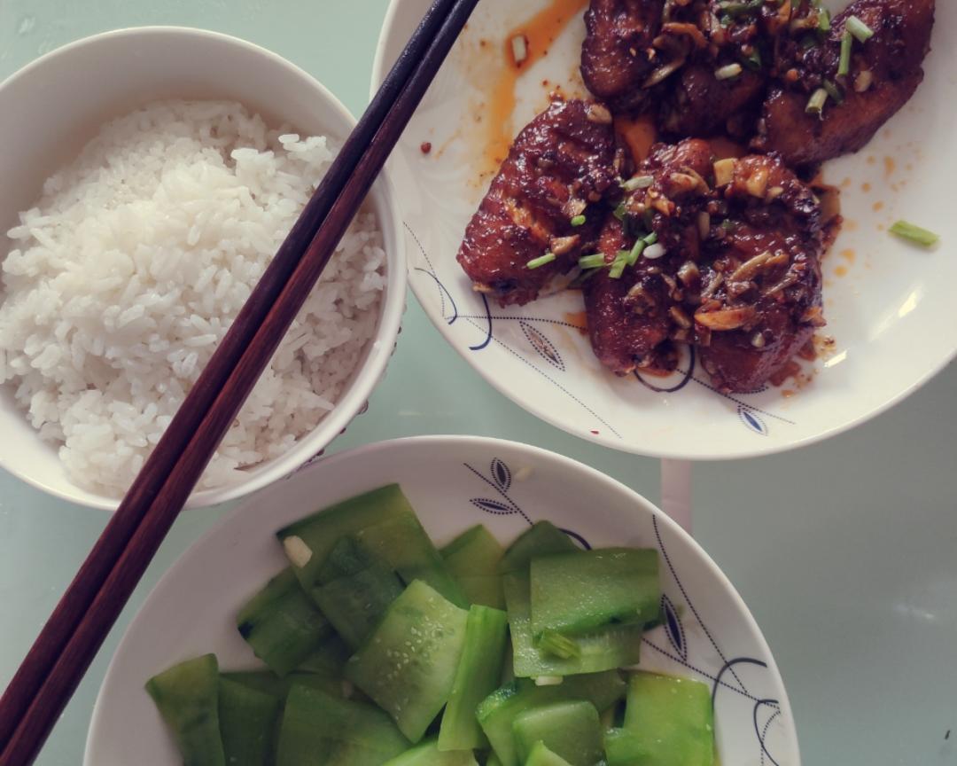 香辣鸡翅（别做可乐鸡翅了，这个更香）