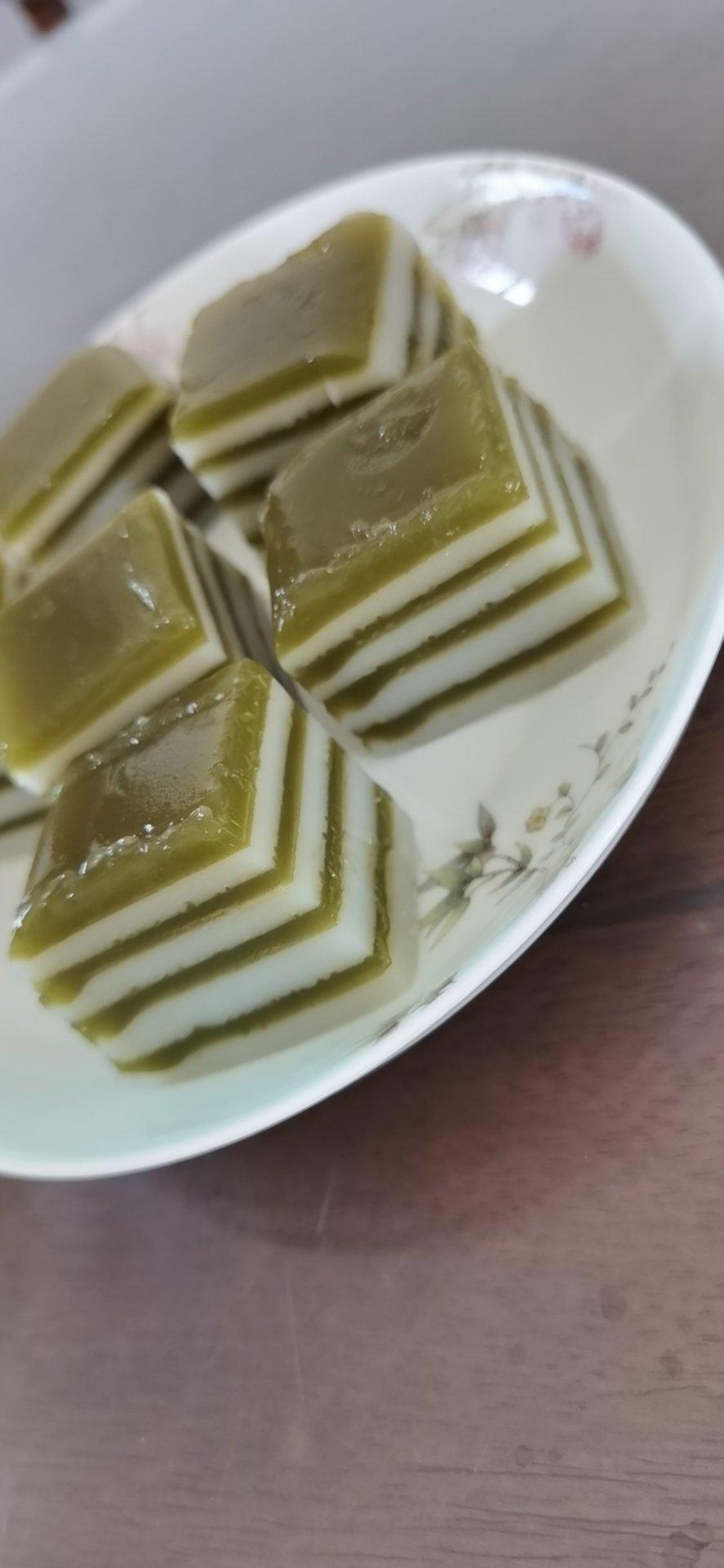 斑兰椰汁千层糕（木薯粉）