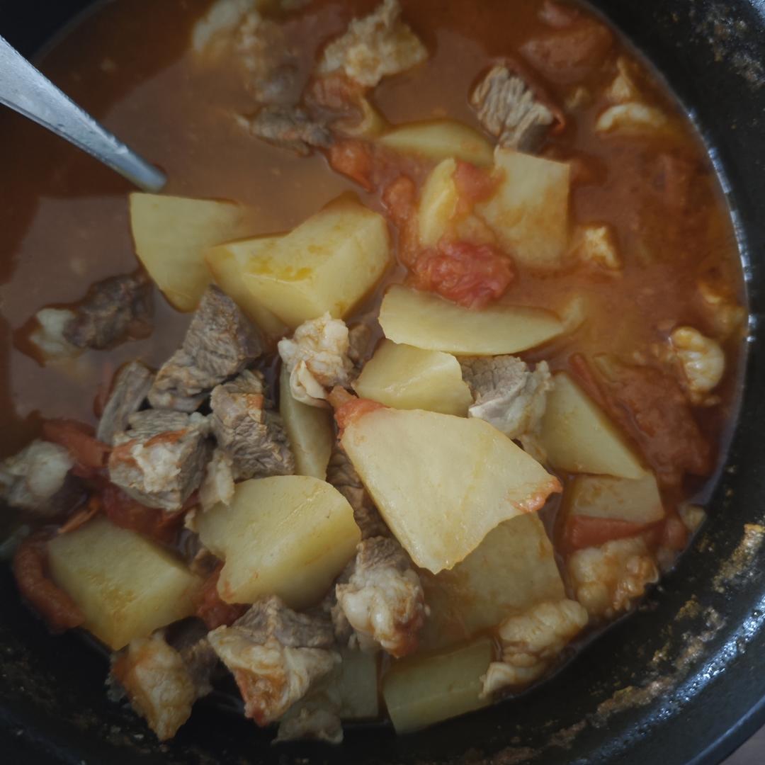 番茄土豆炖牛腩