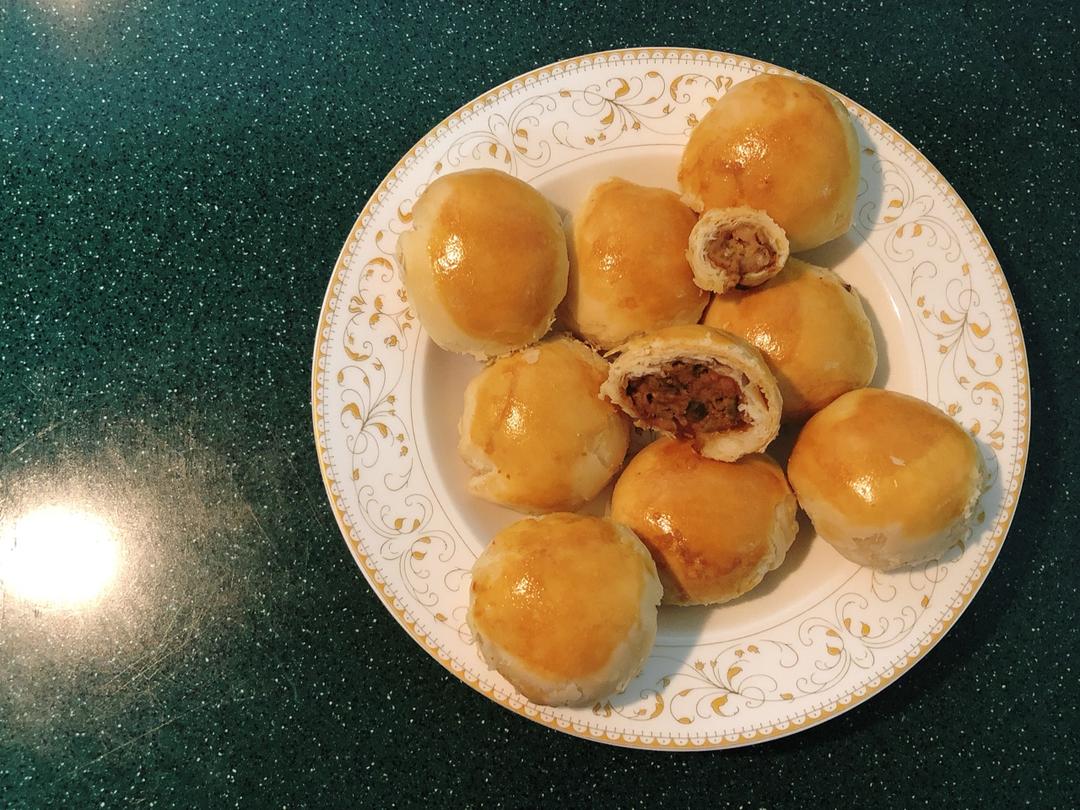 苏式榨菜鲜肉月饼