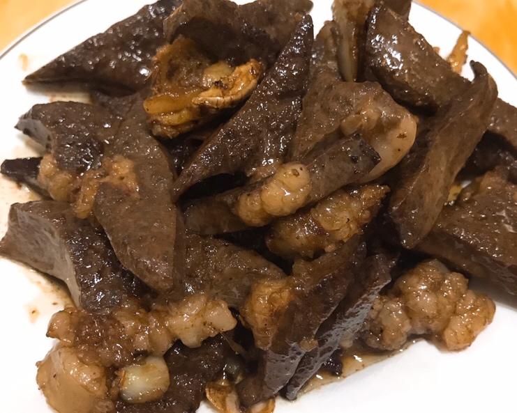 爆炒猪脾(好吃的!)的做法