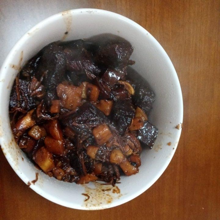 红烧肉炖土豆（丝毫不腻）