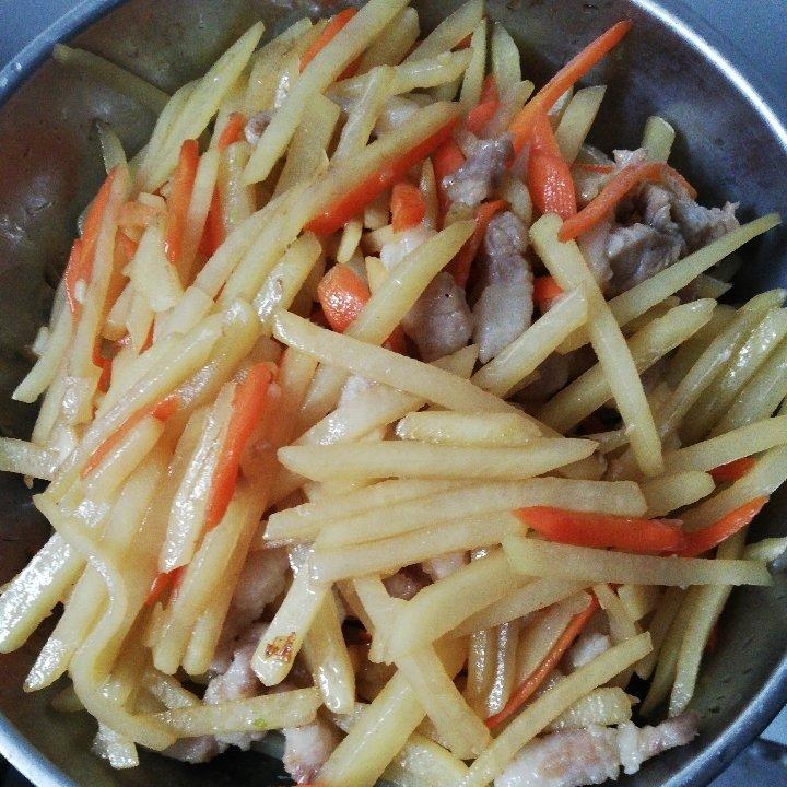 土豆炒肉丝